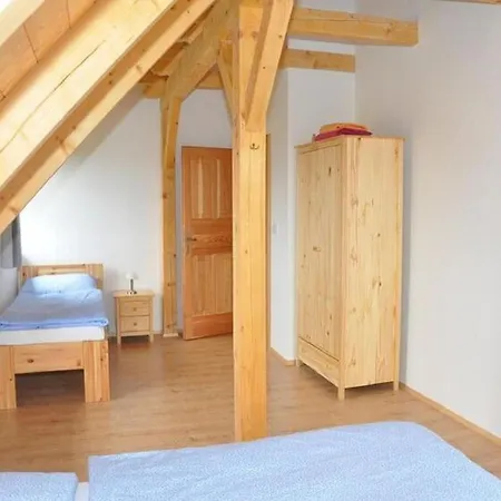 Spacious Group Retreat Semesterbostad