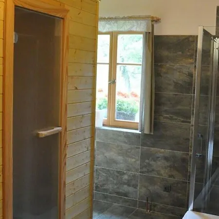 Spacious Group Retreat * Dlouhy