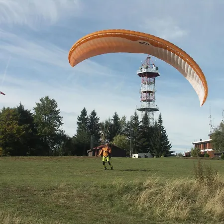 Spacious Group Retreat * Dlouhy