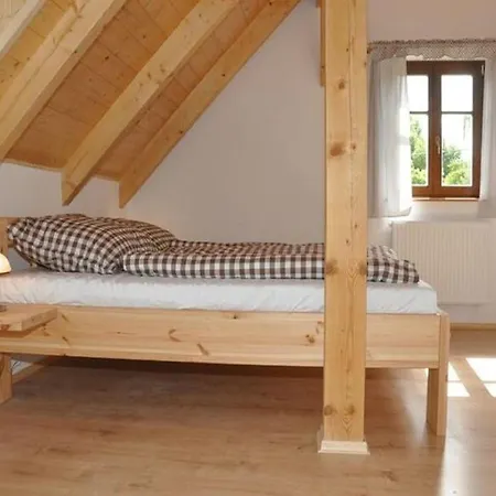 Spacious Group Retreat * Dlouhy