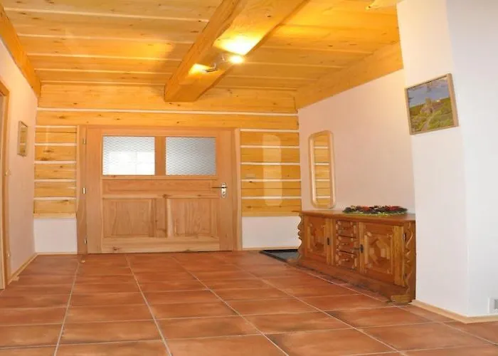 Spacious Group Retreat Semesterbostad