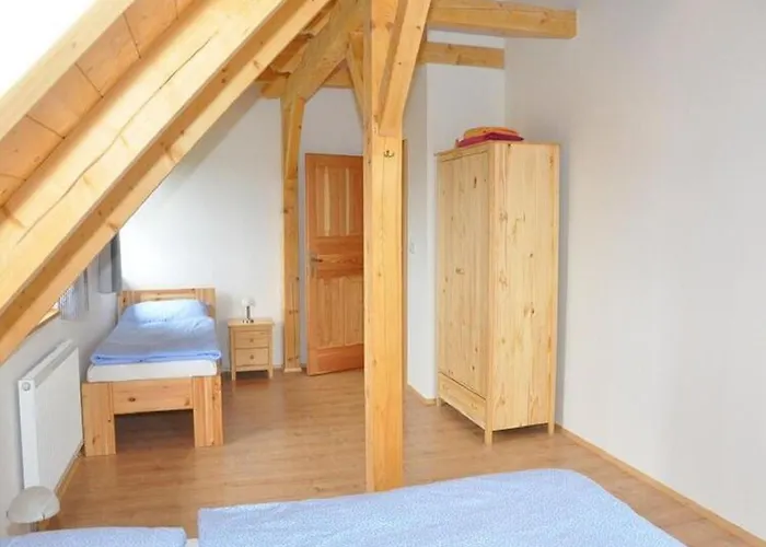 Spacious Group Retreat Semesterbostad